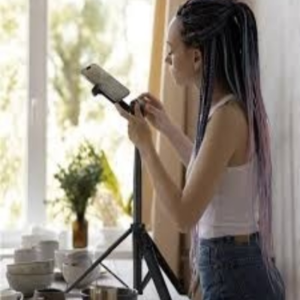 Digitek 360 Degree Rotating Tripod Selfie Stick for Smartphone Review