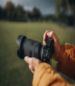 Read more about the article Wide Angle Lens for Sony APS-C Mirrorless Camera Photography